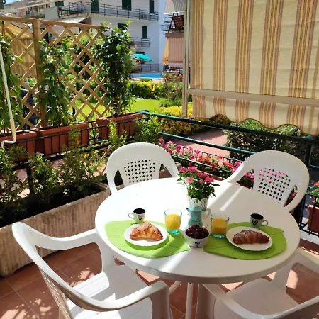 Apartment Sea Garden, Fronte Mare Con Piscina Mascali