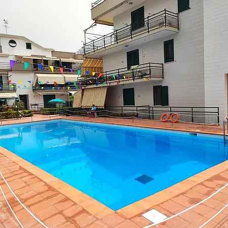 Apartment Sea Garden, Fronte Mare Con Piscina Mascali